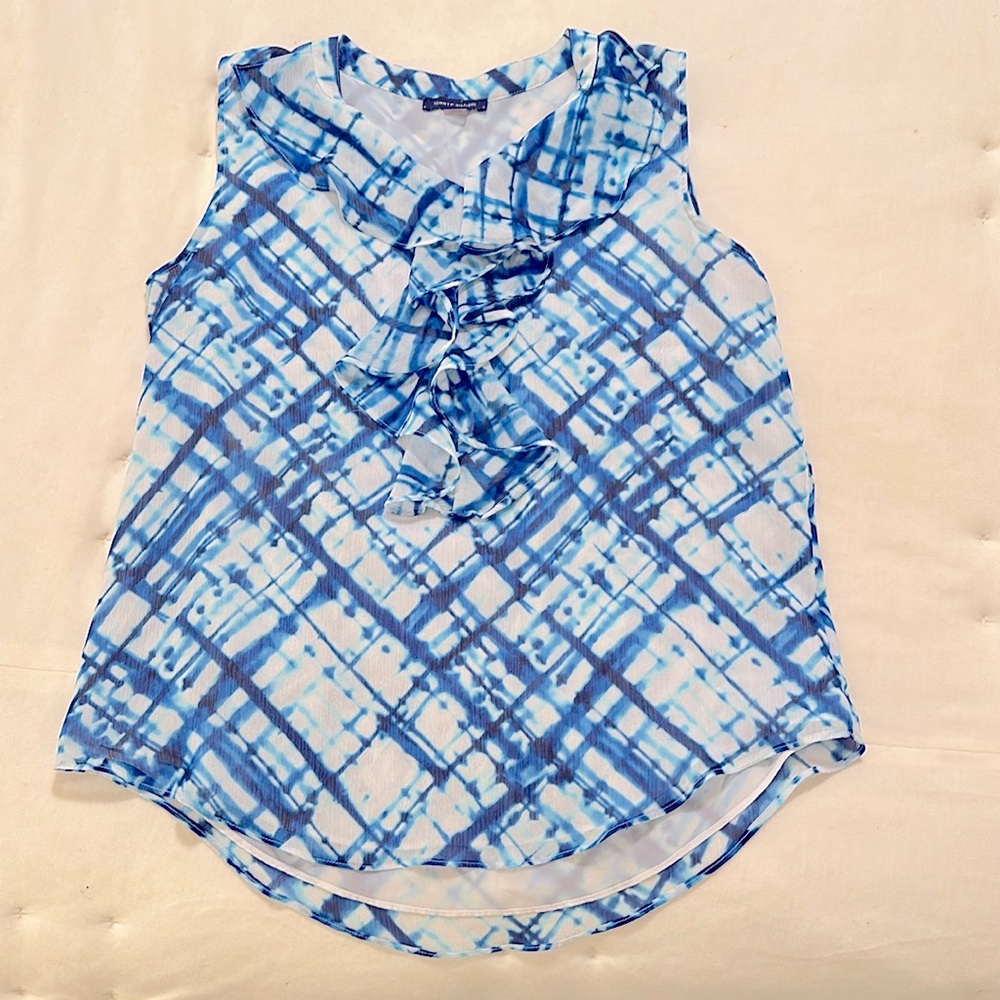 Women’s Tommy Hilfiger blouse, large. Silky , lined. Ruffle front.